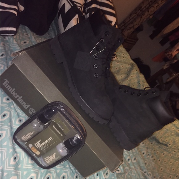 Timberlands - Picture 4 of 4